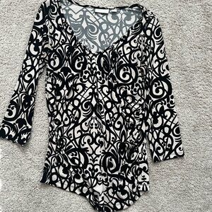 New York & Company Black and Cream top